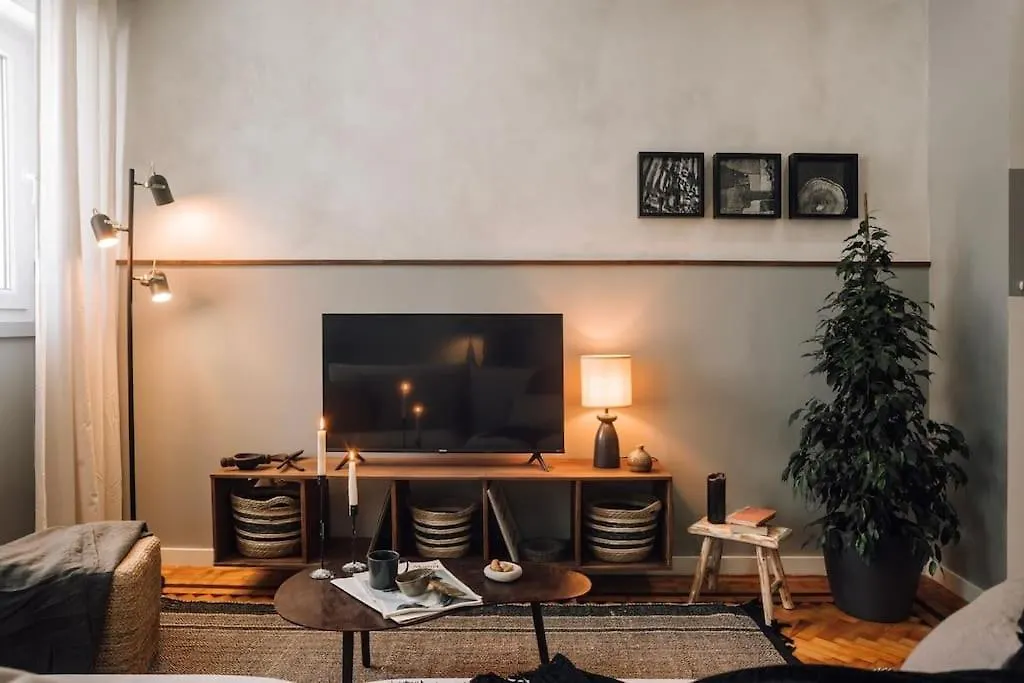 Soum - 2 Bedrooms In Alvalade Lisbon