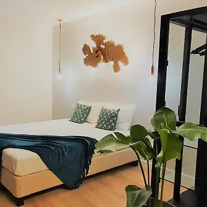 Appartement Airport Earth - Self Check-in, Lisboa